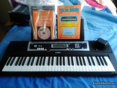 Yamaha Digital Keyboard - YPT-210