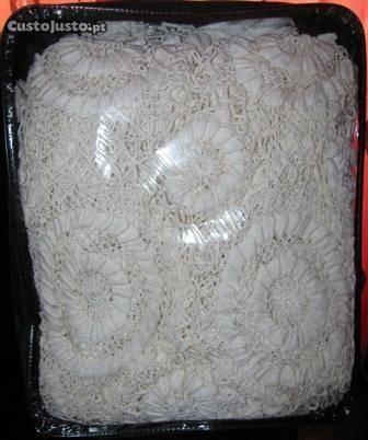 Colcha Branca em Crochet