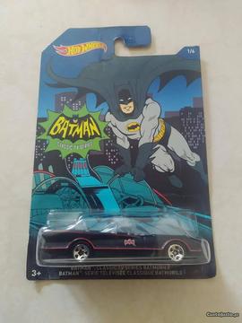 Batmobile Classic Batman Hotwheels