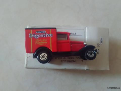 Ford A McVities Digestive Matchbox