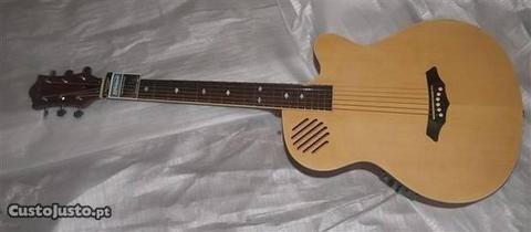 Guitarra Western cutaway modelo único