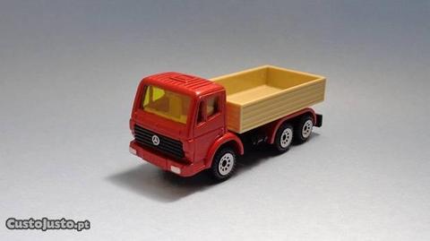 Miniatura Siku camião Mercedes