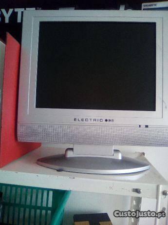 Televisão usada 15' TFT e Monitor PC
