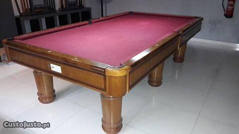 Snooker Inglês, Mesa de 9 pés de tamanho