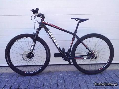 Bicicleta btt-xc quer cxr roda 29 semi nova