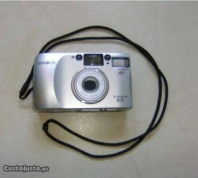 Máquina fotográfica de rolo minolta