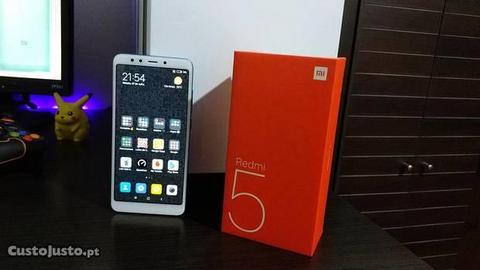 Xiaomi Redmi 5 3GB & 32GB / Dual-SIM