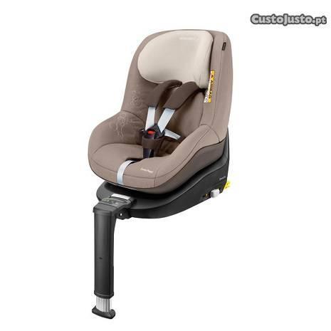 Cadeira Auto 2WayPearl Bébé Confort com Base