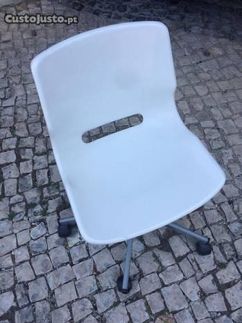 Cadeira Secretaria / Estirador IKEA - 10EUR