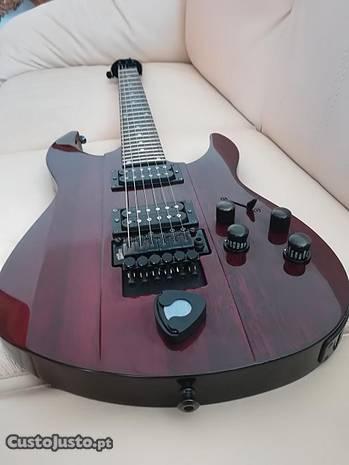 Guitarra Line6 JTV-89F Variax Blood Red