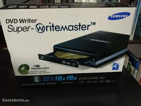 Leitor/gravador de DVD externo - sem transformador