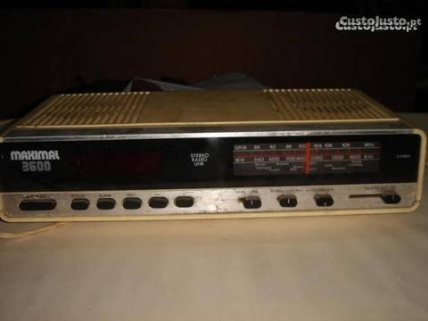 Rádio despertador antigo Maximal 3600