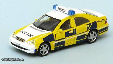Mercedes Benz Classe C Policia UK Tesco 1/43 cx