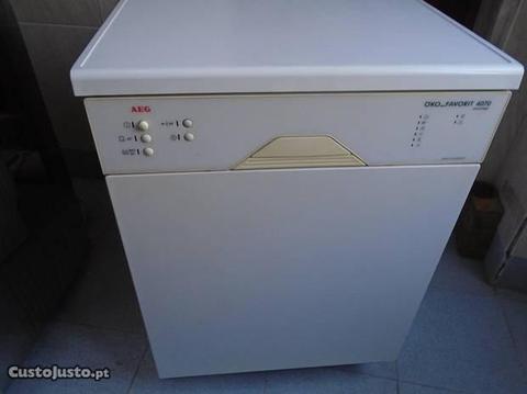 Máquina de lavar louça AEG mod. 4070 sensorlogic