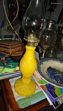 Candeeiro de Petróleo