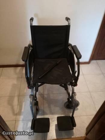 Cadeira rodas+ cadeira banho