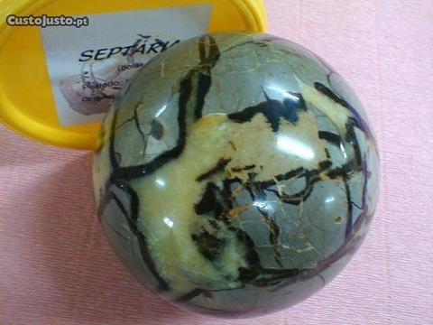 Bola de mineral semi-precioso septária 10,5cm