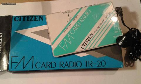 Radio citizen FM card tr - 20 c/ fones / pilha