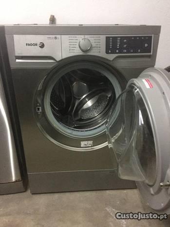 Máquina de lavar roupa Fago