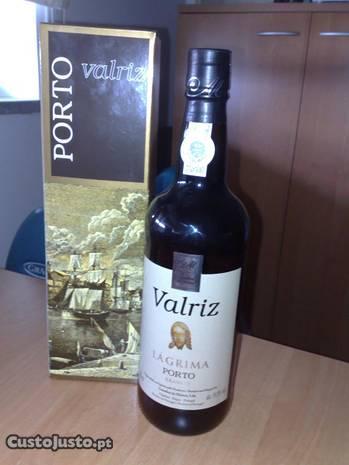 2- Garrafas de Vinho do PORTO