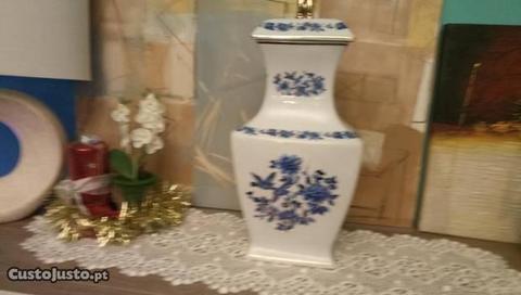 Pote louça porcelana, pintado á mão,made Portugal