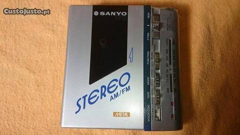 Walkman Vintage Sanyo MR-JJ/MG-2 c/ Radio FM/AM