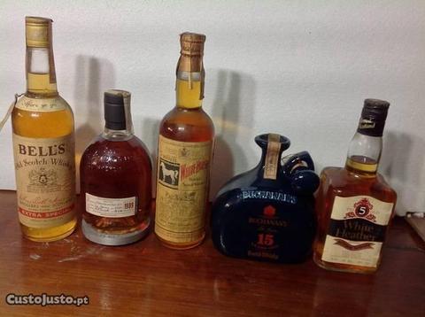 5 garrafas de whisky