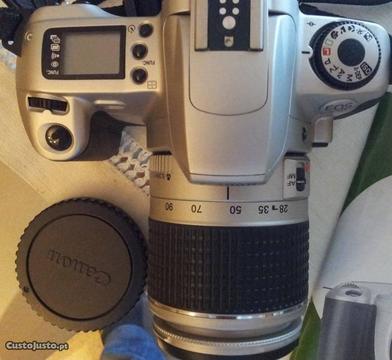 Maquina fotográfica Canon EOS-300 Objectiva 28-90m