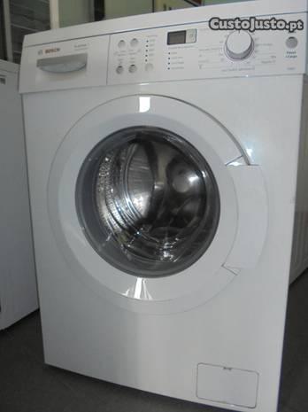 Maquina lavar - Bosch 7kg. / Semi-novo