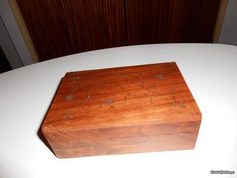 Caixa de madeira