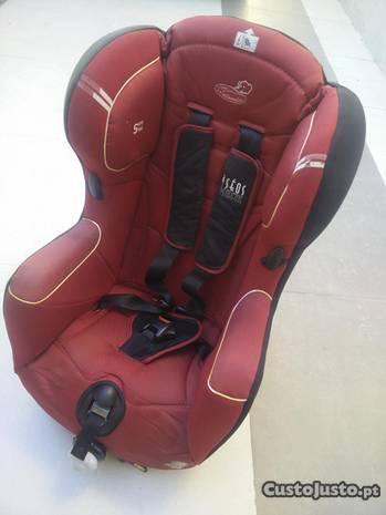 Cadeira bebé auto Bebe Confort Grupo 1 Isofix