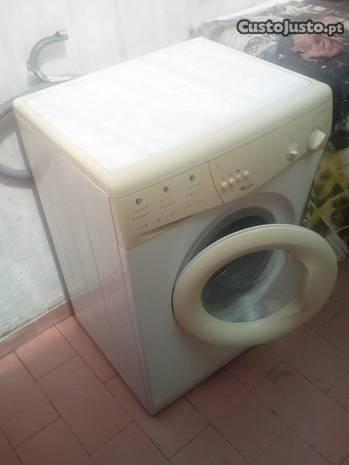 Maquina de lavar whirlpool awm 4050/2