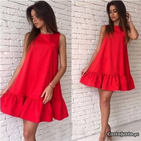 vestidos de diversos feitios para dias quentes