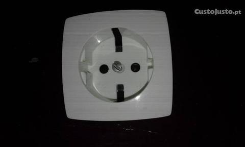 Frentes Tomada Simples Legrand (Luz) Sem Espelhos