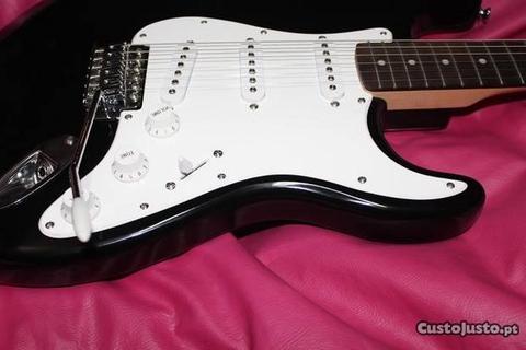 Fender Squier Black (Eric Clapton) 