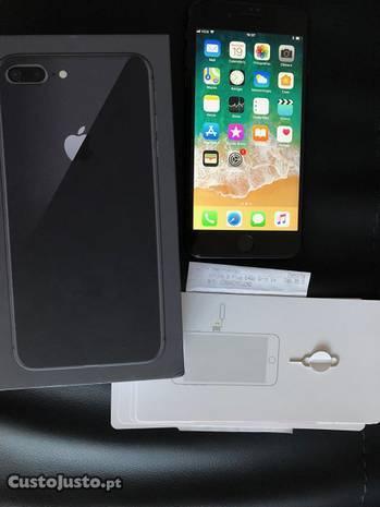 Apple iPhone 8 Plus - 64GB - Cinzento Sideral
