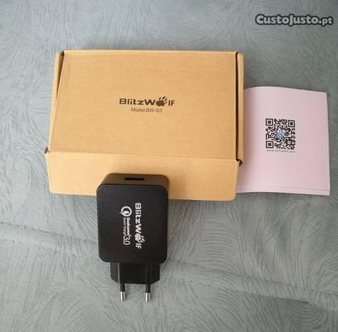 BlitzWolf BW-S5 Carregador USB Quick Charge 3.0