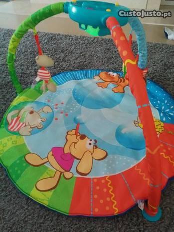 Tapete actividades chicco