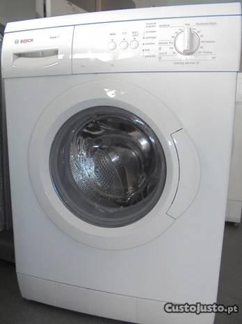 Maquina lavar - Bosch 7kg. / Semi-novo