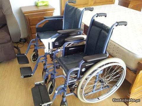 Cadeira de rodas de criança
