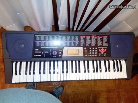 orgao casio eletrico