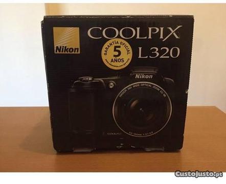 Nikon CoolFix L320