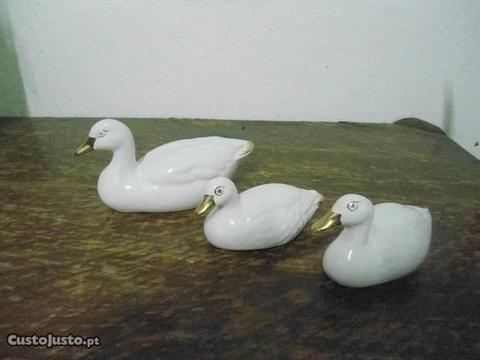 conjunto 3 patos em porcelana antigos