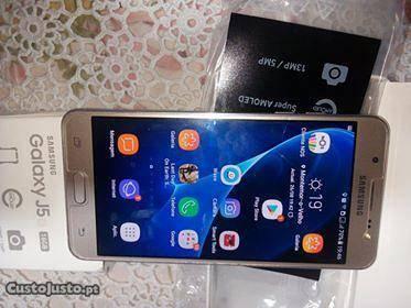Samsung J 5 de 2016 como novo