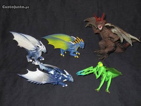 5 figuras Ubisoft Dragão Insecto Louva a deus