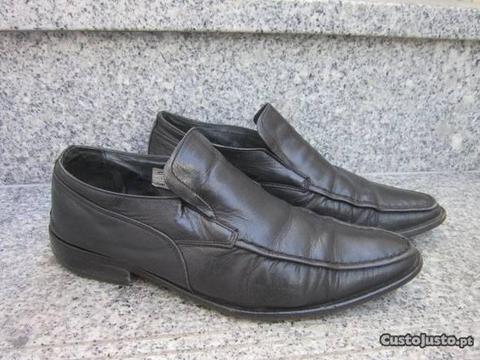 sapatos de homem pele genuina nr 40