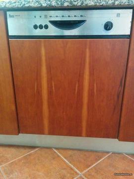 Máquina de lavar louça Teka