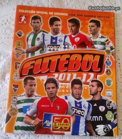 Caderneta Futebol 2011-12 Panini 18 Cromos Colados