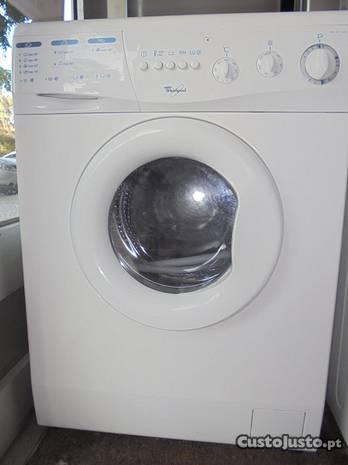 Maquina lavar - Whirlpool /Bom estado Com garantia