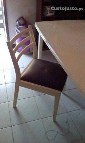 Mesa de de sala ou cosinha e cadeiras